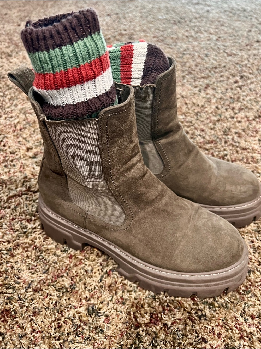 Chunky Chelsea Boots in Olive 8